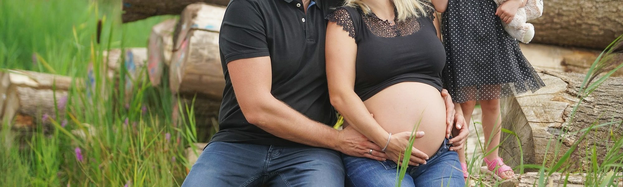 Babybauch Fotoshooting Lahr Offenburg Ettenheim Fotografin Fotostudio Lahr Ortenau Babybump Schwangerschaft Fotoshooting outdoor und indoor babybump